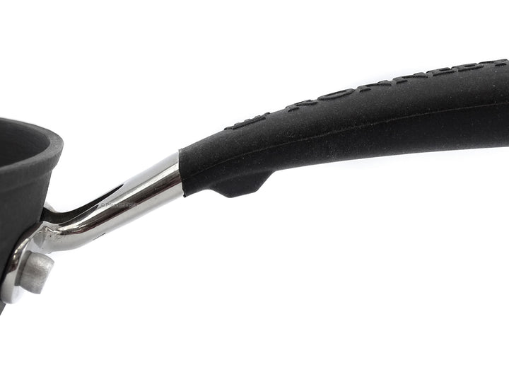 RONNEBY BRUK Gusseisen Bratpfanne ULTRA LIGHT ORIGINAL 20 cm mit Silikongriff, schon eingebrannt