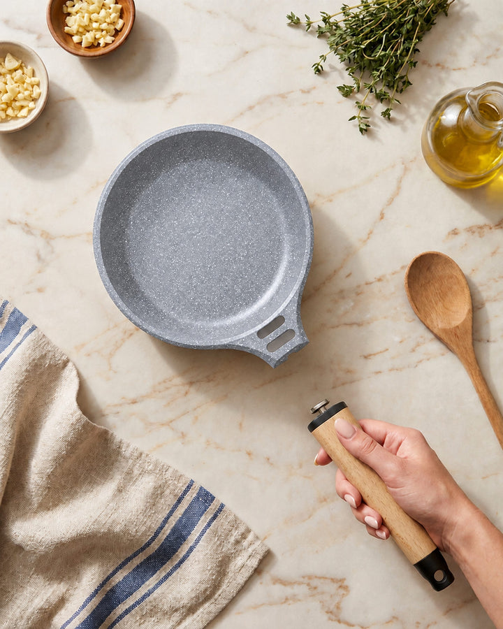 CASTEY Alu Guss Mini-Bratpfanne STONE CERAMIC 16 cm PFAS-frei abnehmbarer Holzgriff Induktion